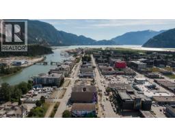 306 38142 Cleveland Avenue, Squamish, BC V8B0A4 Photo 24