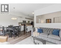 306 38142 Cleveland Avenue, Squamish, BC V8B0A4 Photo 7