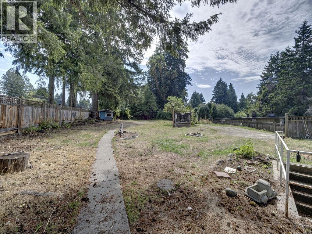 5724 PORPOISE BAY ROAD, Sechelt