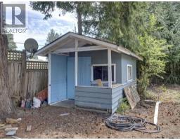 5724 Porpoise Bay Road, Sechelt, BC V0N3A3 Photo 27