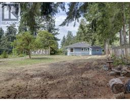 5724 Porpoise Bay Road, Sechelt, BC V0N3A3 Photo 28