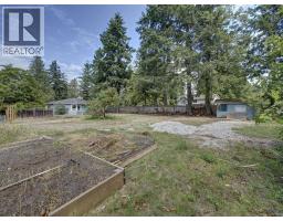 5724 Porpoise Bay Road, Sechelt, BC V0N3A3 Photo 29