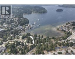 5724 Porpoise Bay Road, Sechelt, BC V0N3A3 Photo 32
