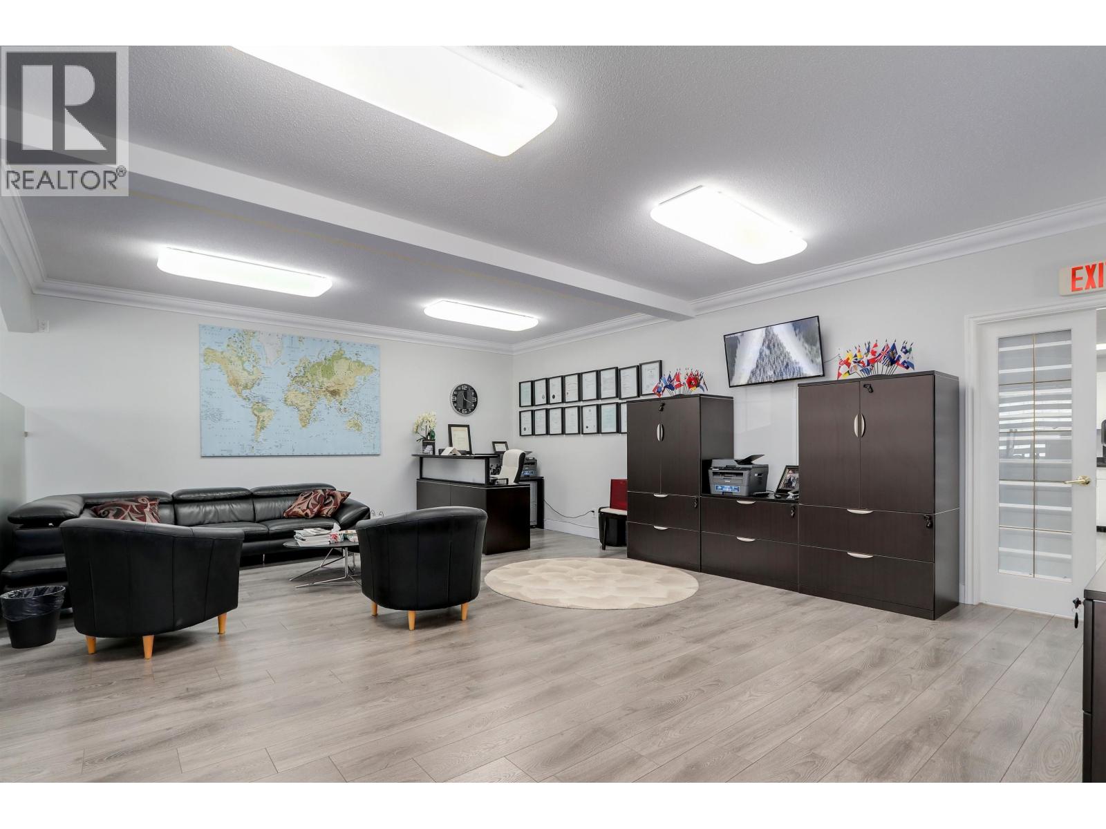 Photo of 339 17 FAWCETT ROAD 18