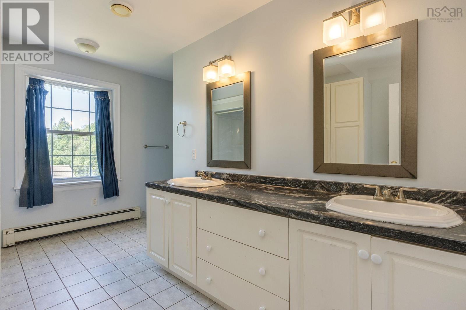 Property 30 of 51 of 174 Prospect Avenue