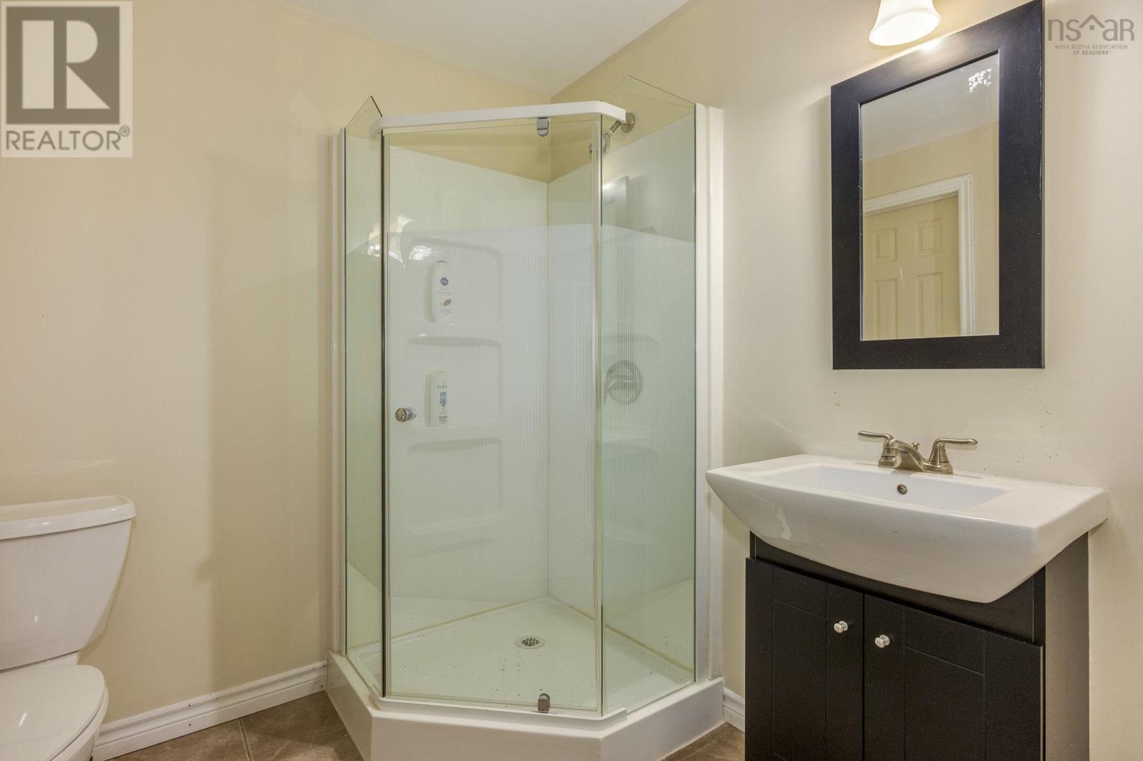 Property 41 of 51 of 174 Prospect Avenue