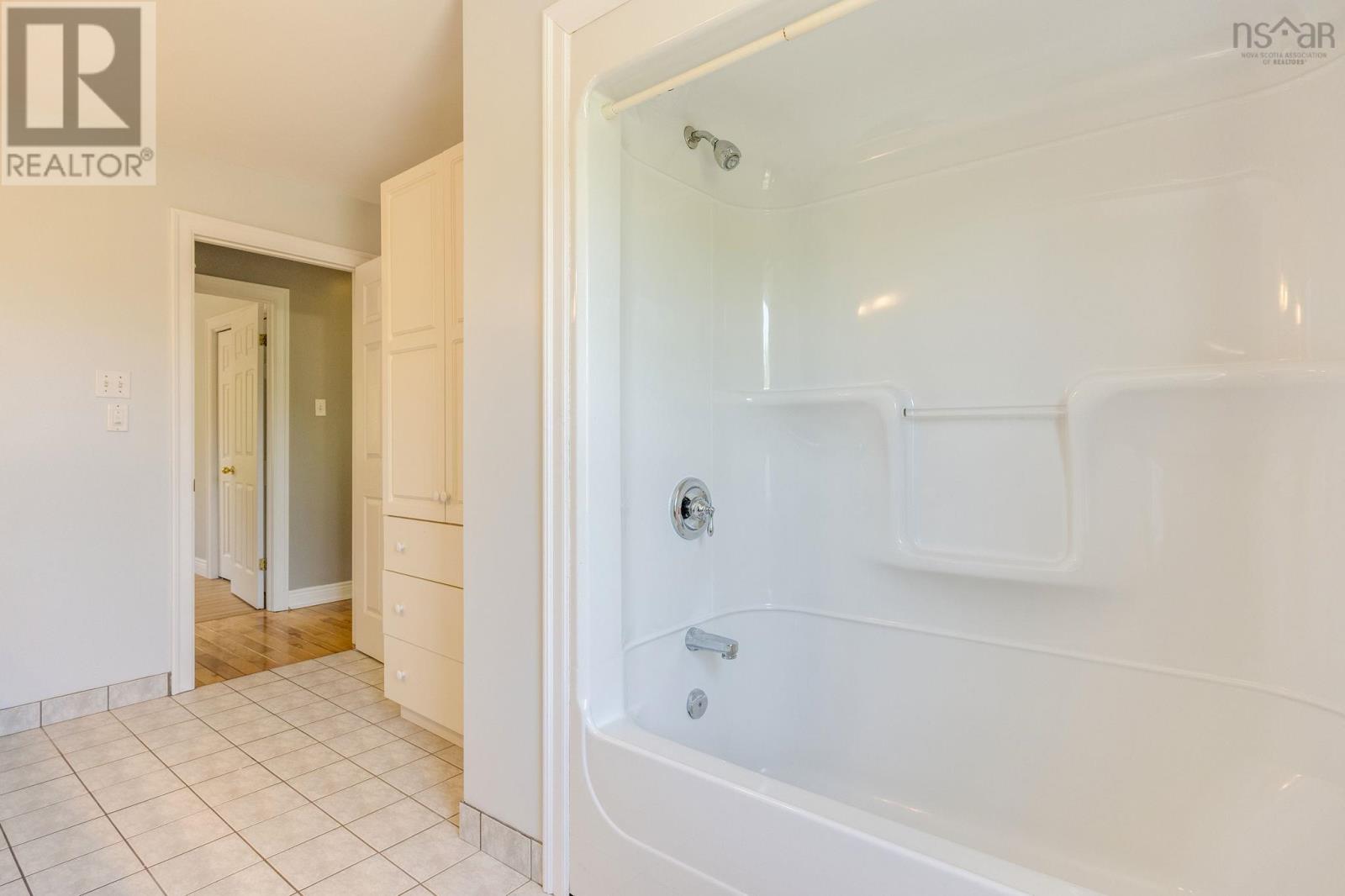 Property 32 of 51 of 174 Prospect Avenue