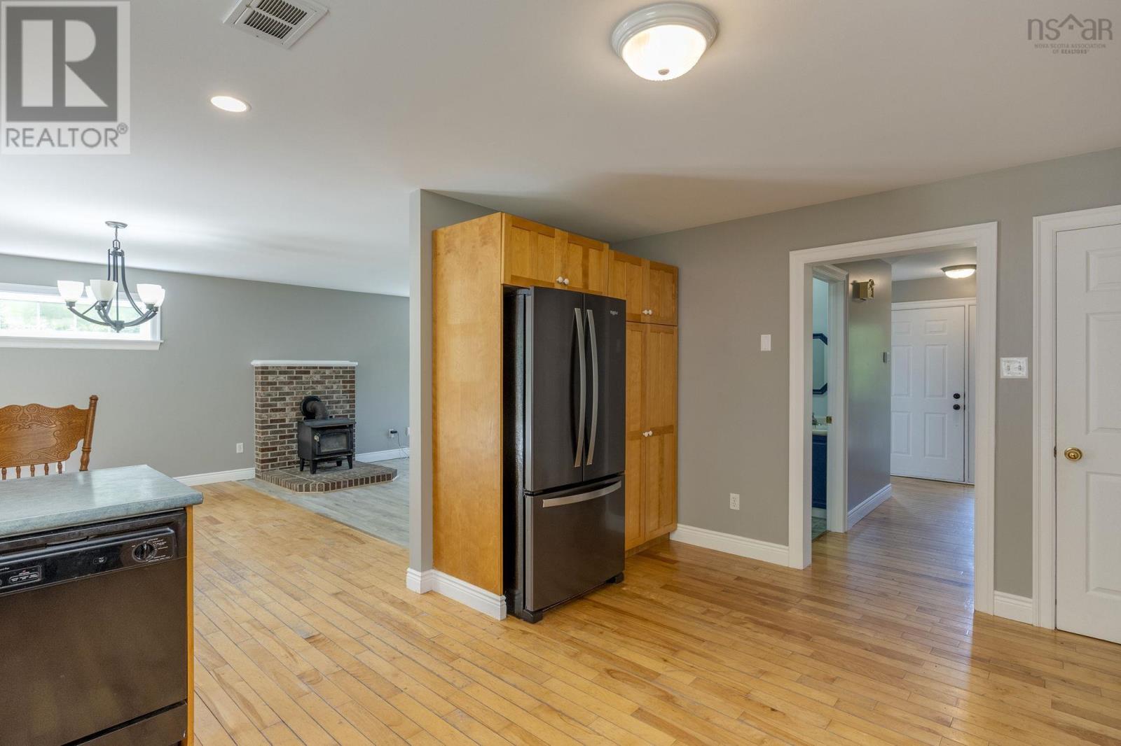 174 Prospect Avenue - 7