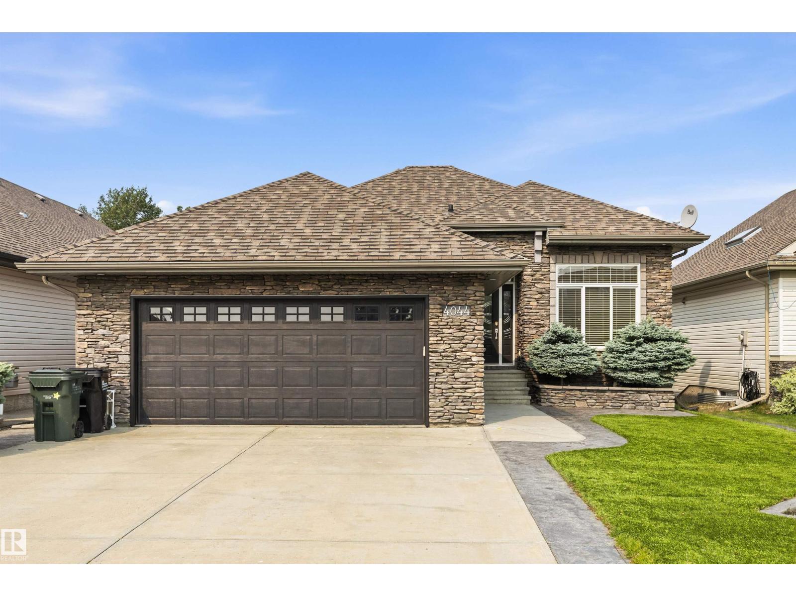 4044 CROWSNEST CR - 1