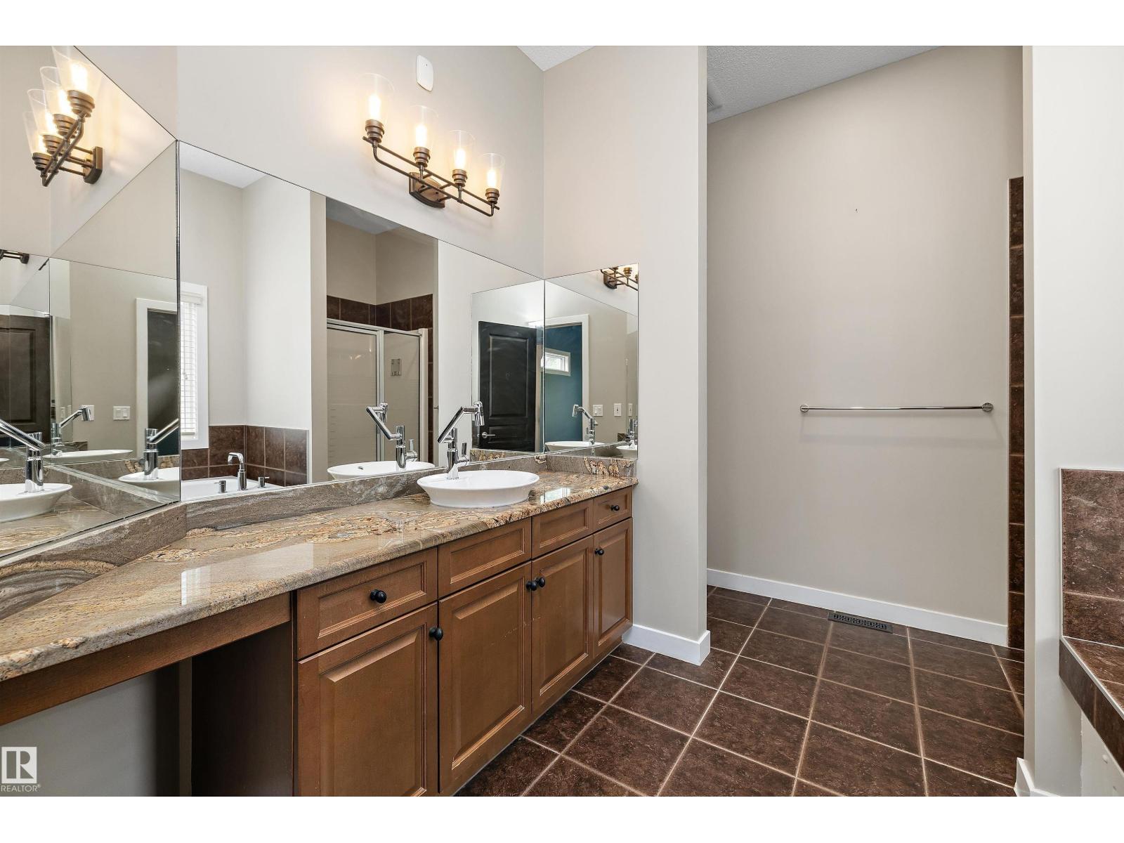 4044 CROWSNEST CR - 19