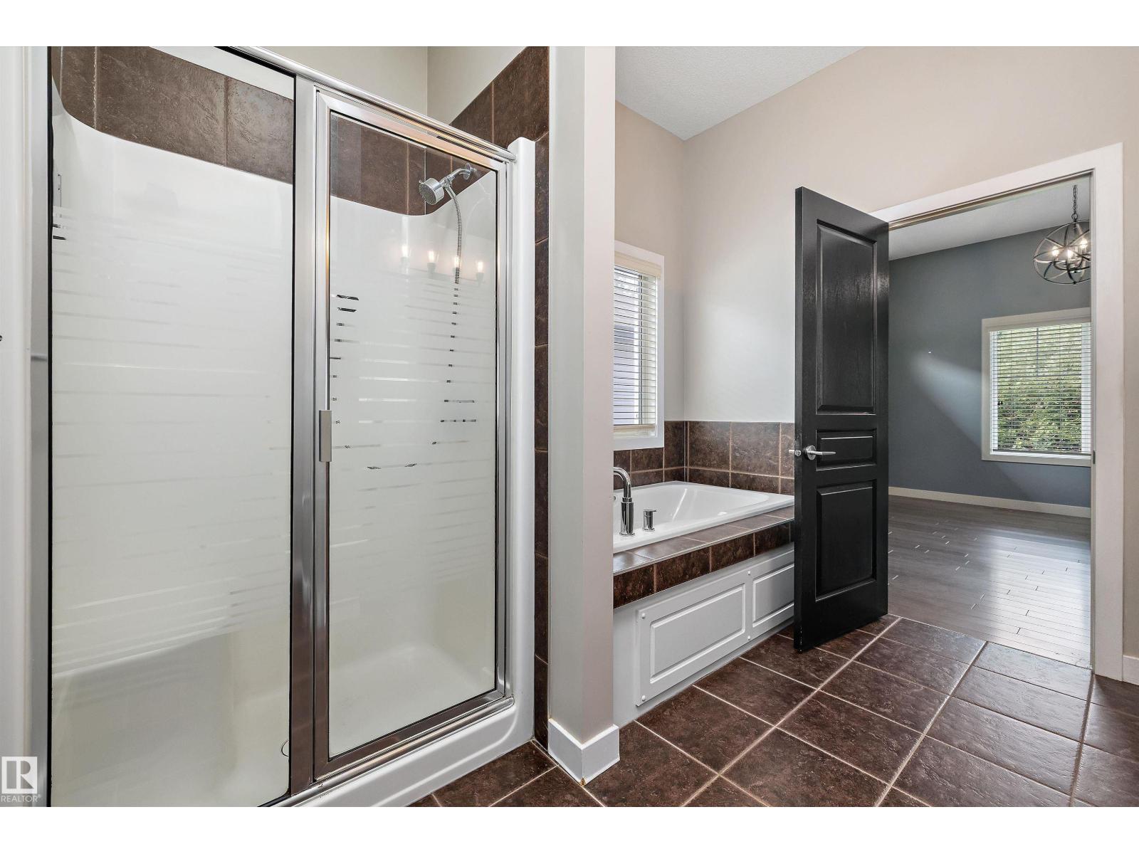 4044 CROWSNEST CR - 22