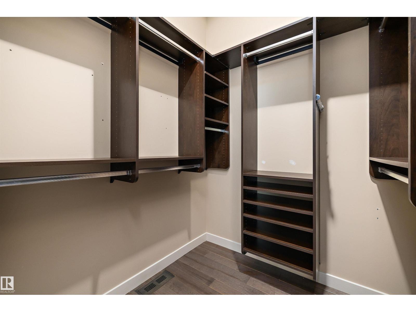 4044 CROWSNEST CR - 23