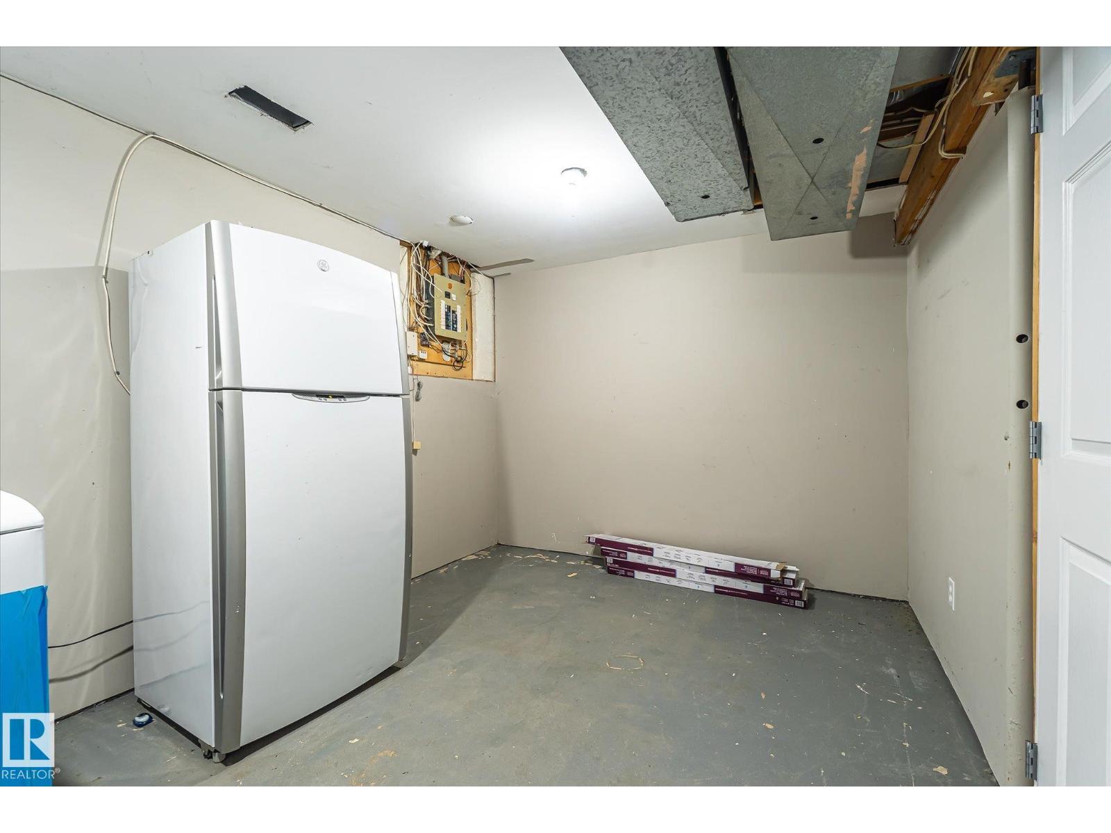 #2 13833 30 ST NW - 34