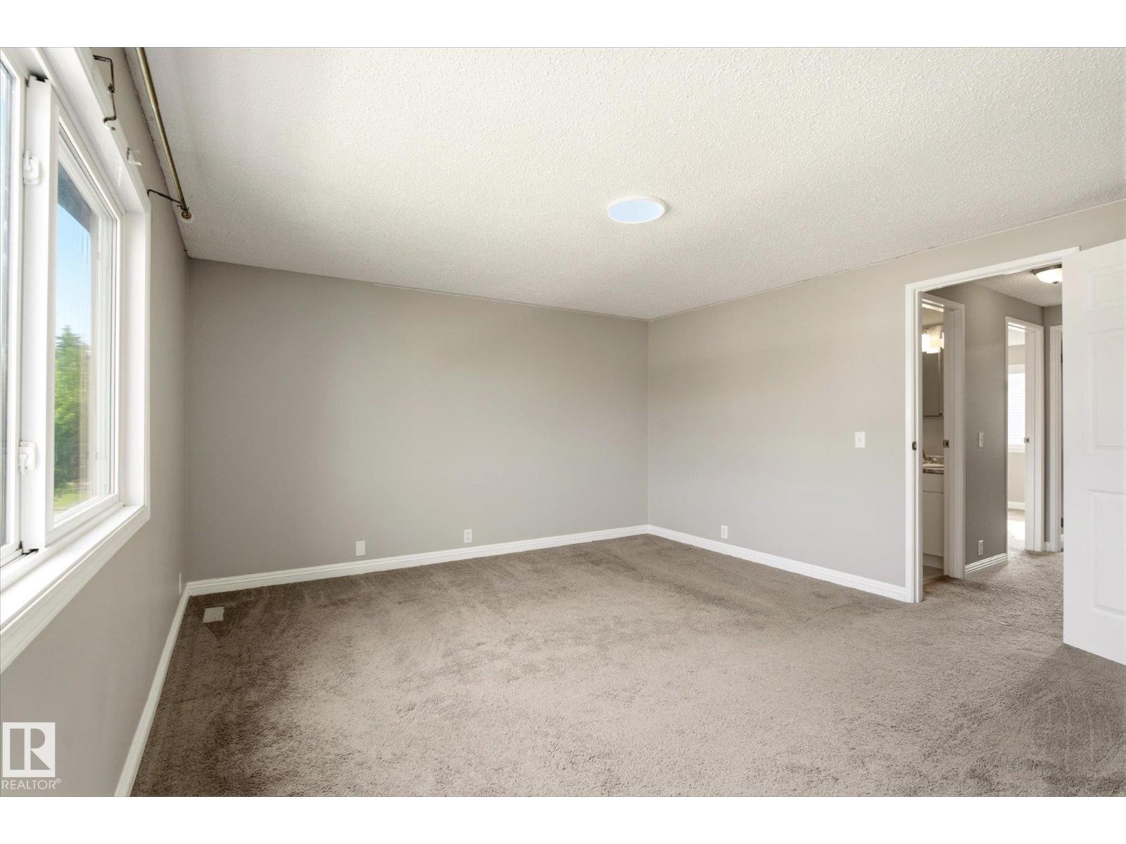 #2 13833 30 ST NW - 18