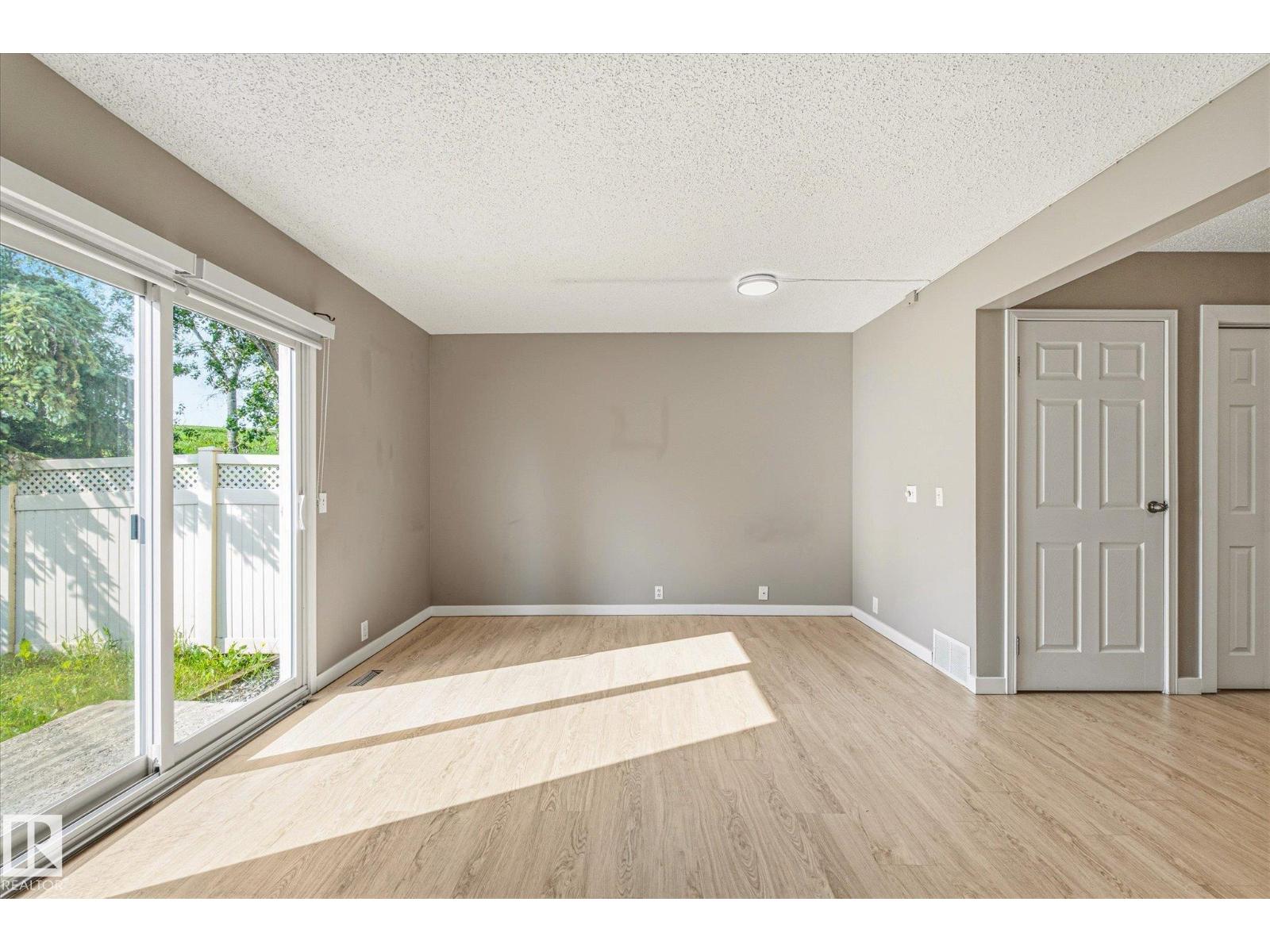 #2 13833 30 ST NW, Hairsine, Edmonton photo 5