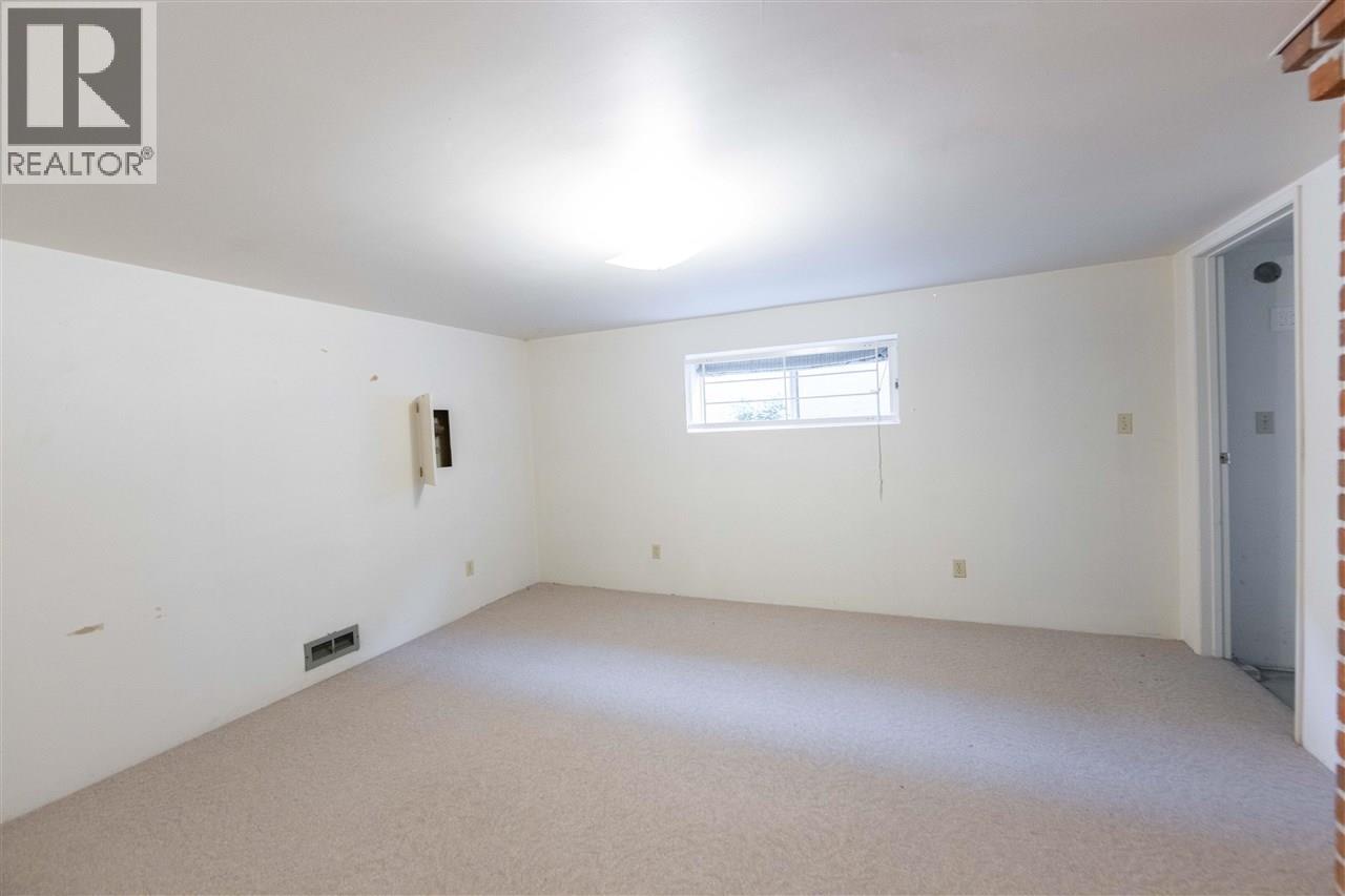 4 Bed, 2 Bath House for Sale in Vancouver – 4674 W 4TH AVENUE, Vancouver – MLS# R3149713 - Image 16