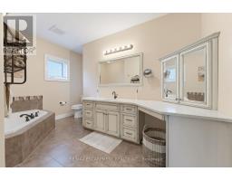 Bathroom - 60 Donjon Boulevard, Norfolk, ON N0A1N7 Photo 11