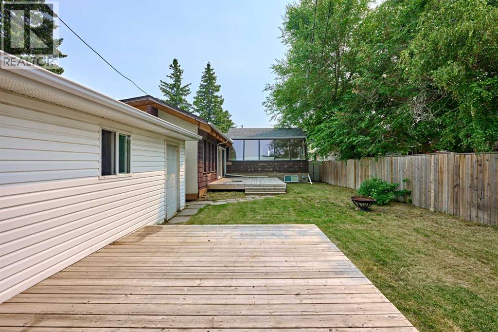 4820 49 Avenue NW - Image 49