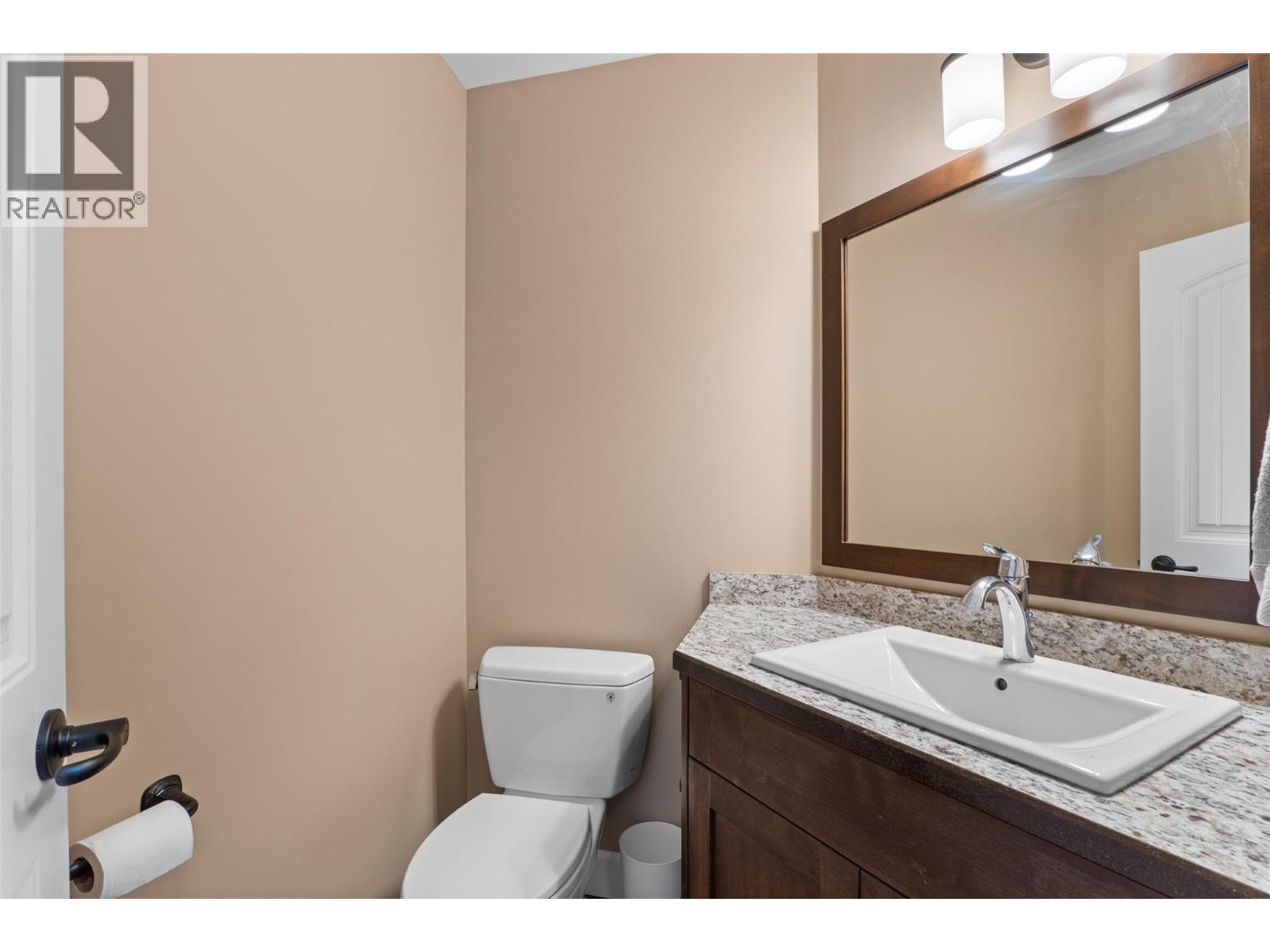 #39 4498 Squilax Anglemont Road - 25