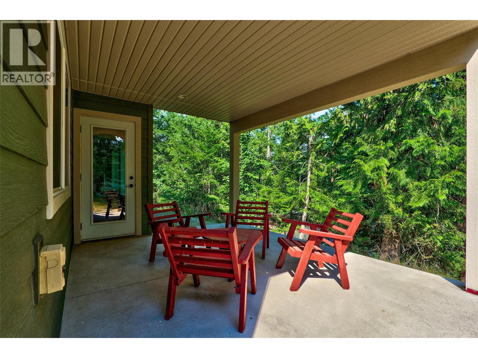 #39 4498 Squilax Anglemont Road - 36