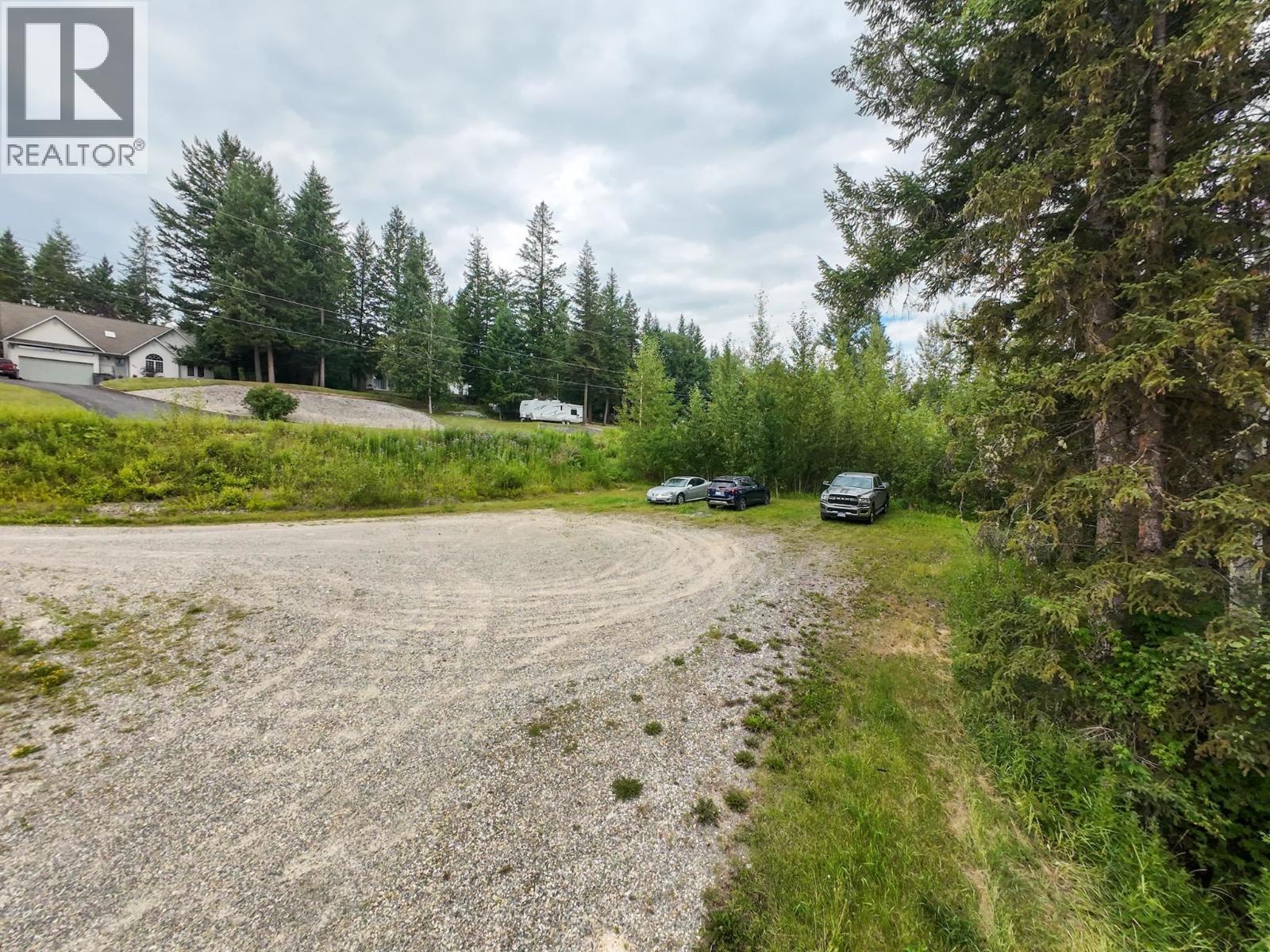 380 DENNIS ROAD - 34
