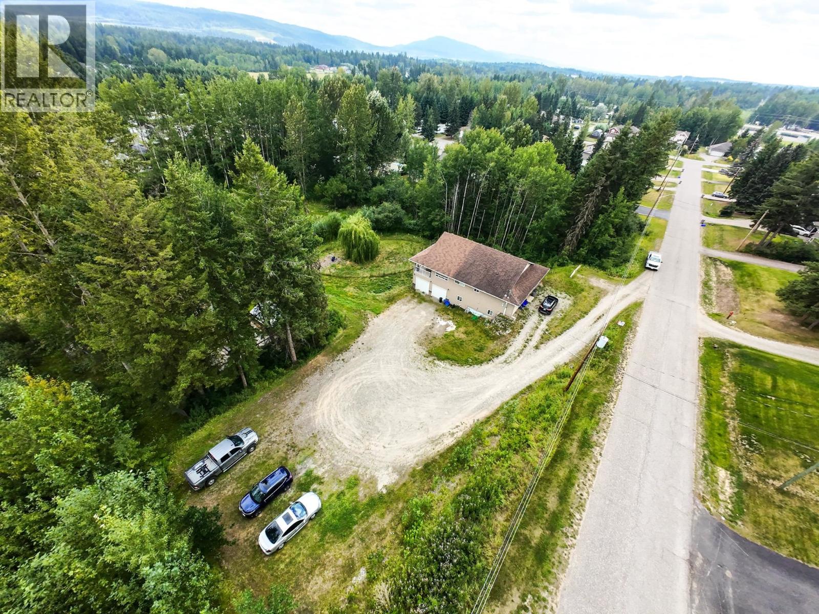 380 DENNIS ROAD - 38