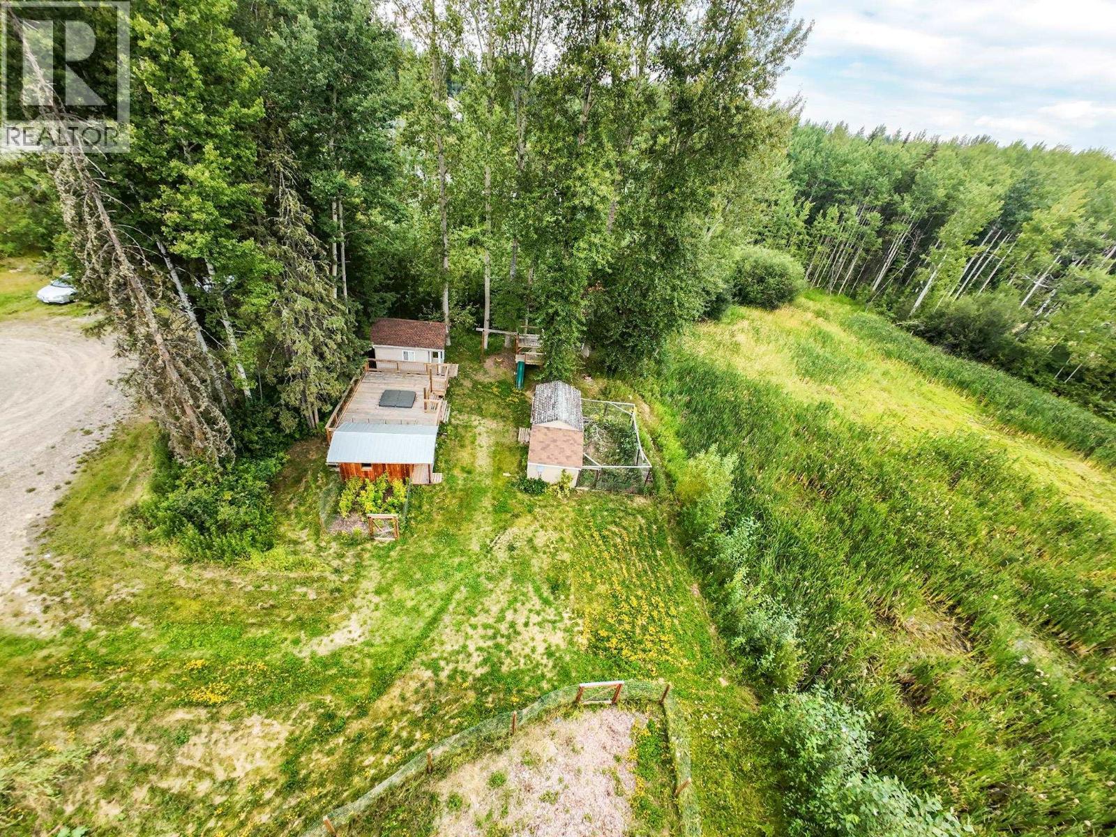 380 DENNIS ROAD - 39