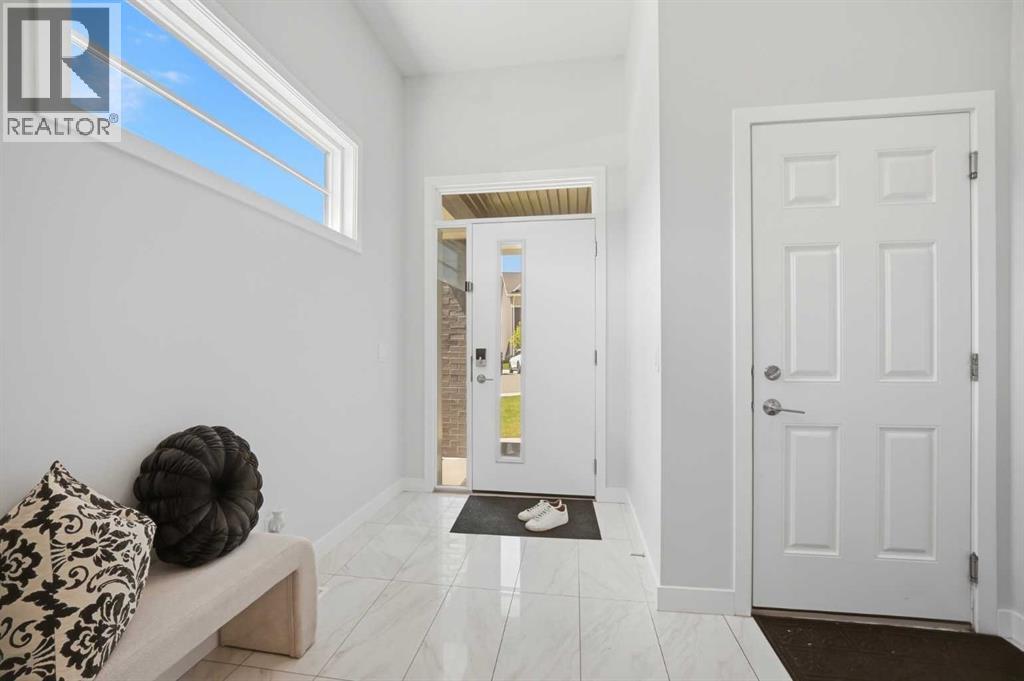 114 Corner Meadows Grove NE - 3