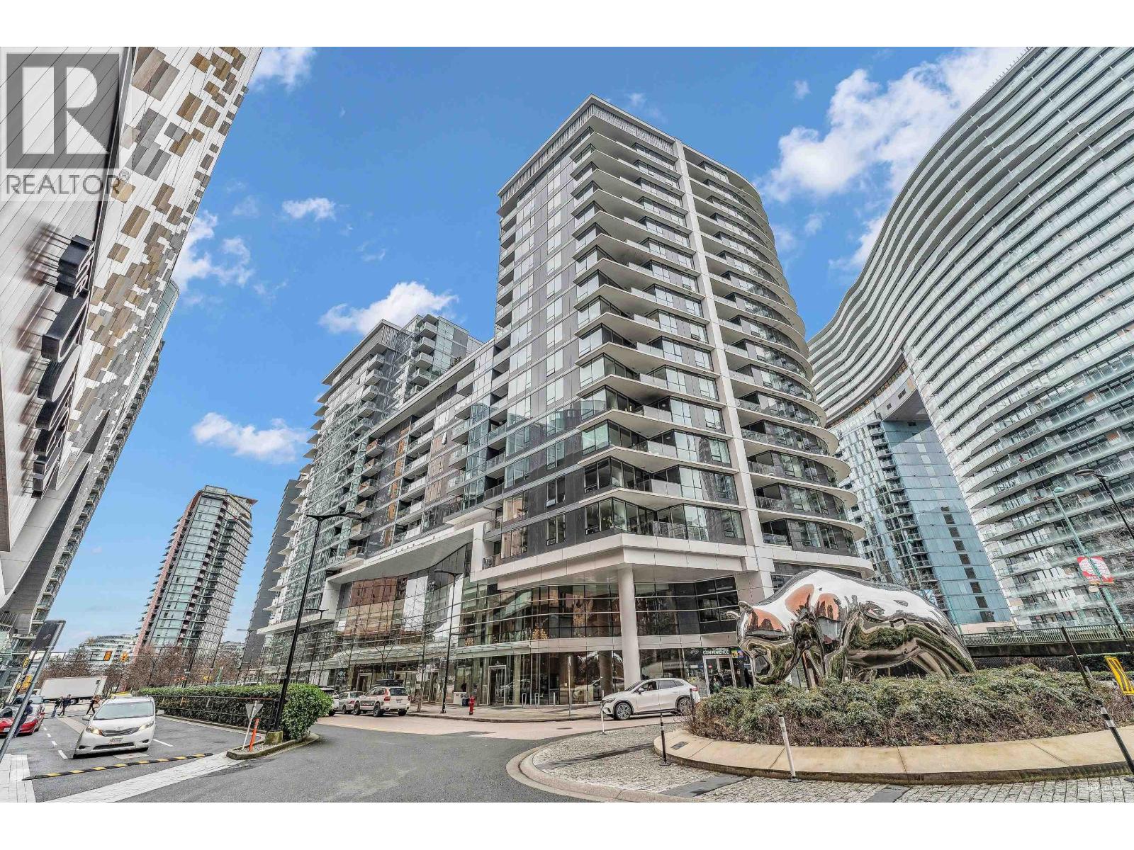 1 Bed, 1 Bath House for Sale in Vancouver – 1020 68 SMITHE STREET, Vancouver – MLS# R3135795 - Image 4