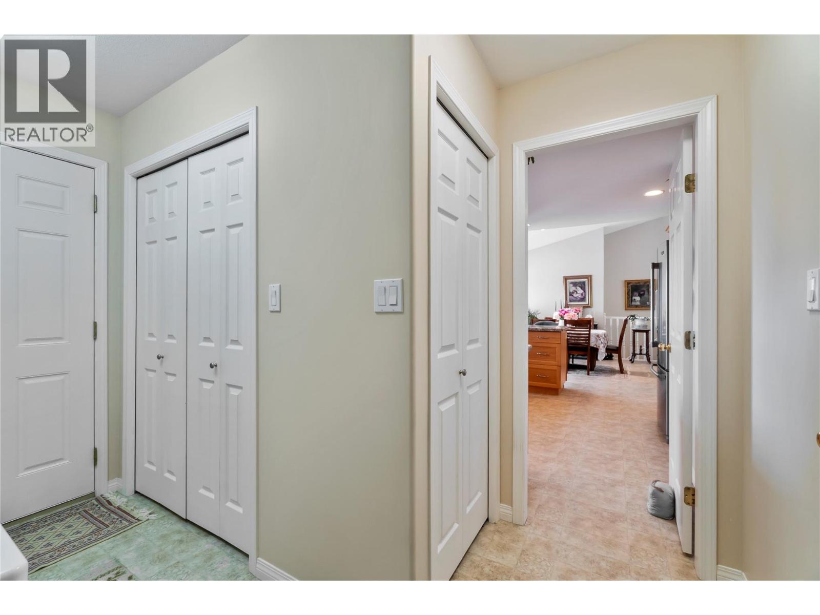 1406 Huckleberry Drive - 13