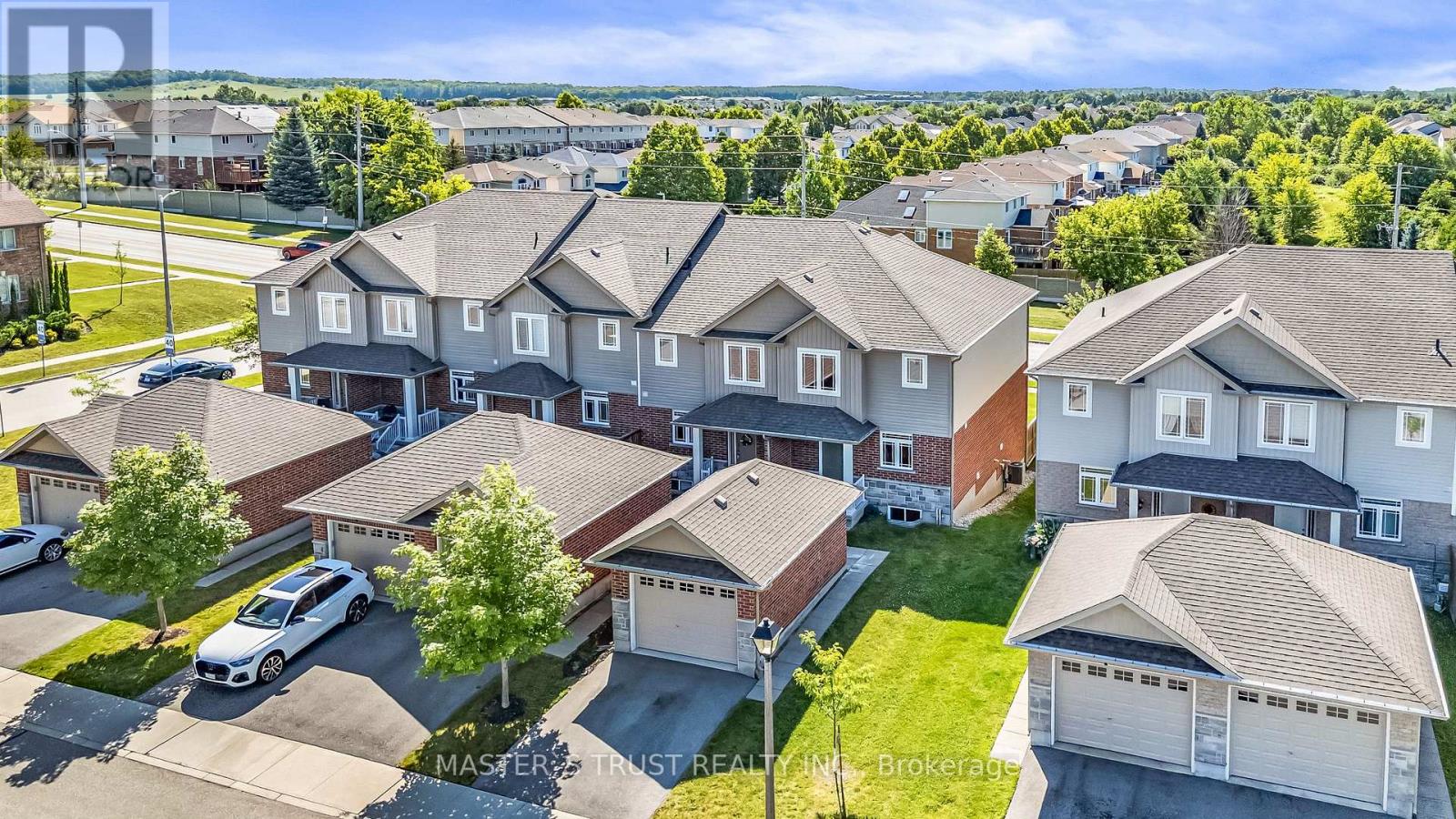 #5 9 AMOS DRIVE - 10