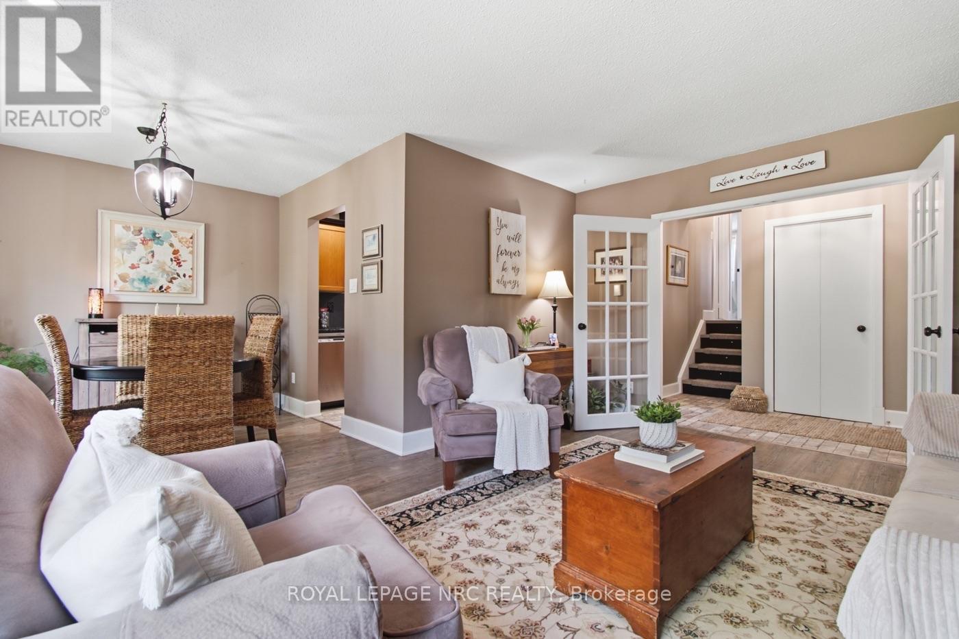 182 LEASIDE DRIVE - Image 8