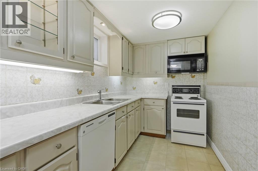 2145 SUNNYVALE Drive - Image 34