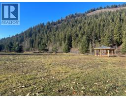 187 Sugar Lake Road, Cherryville, BC V0E2G2 Photo 29