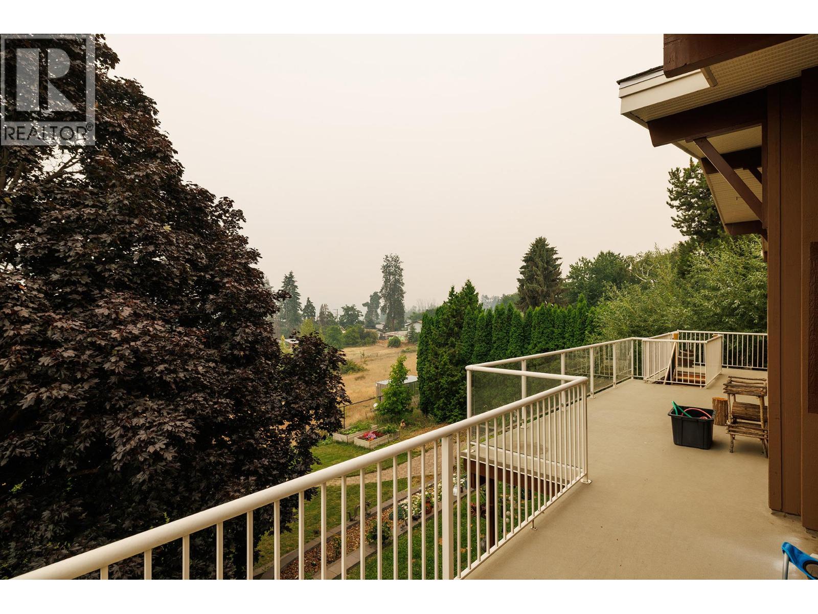 11591 Artela Drive - 21