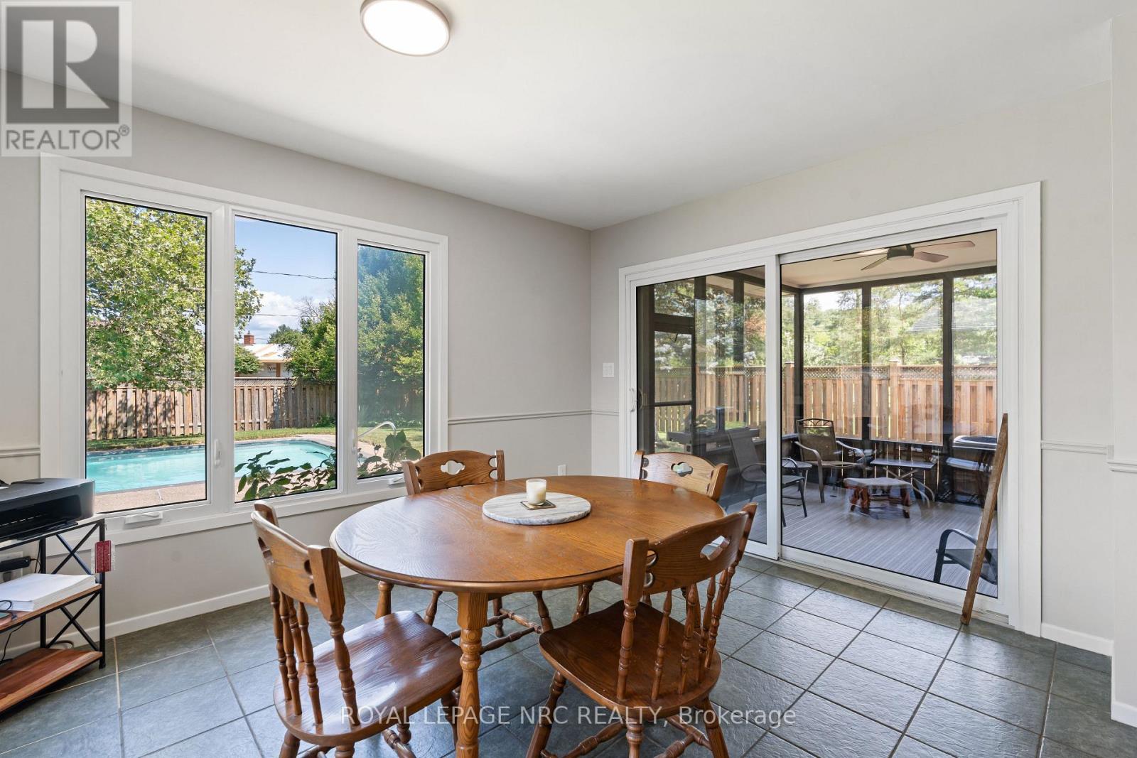 245 RIVERVIEW BOULEVARD - Image 11