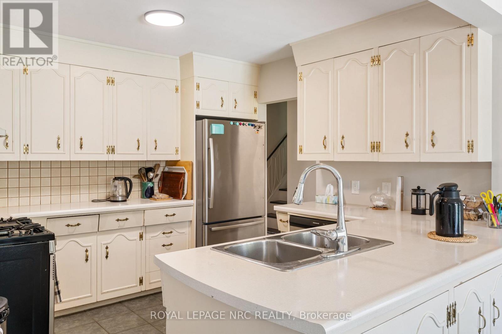245 RIVERVIEW BOULEVARD - 13