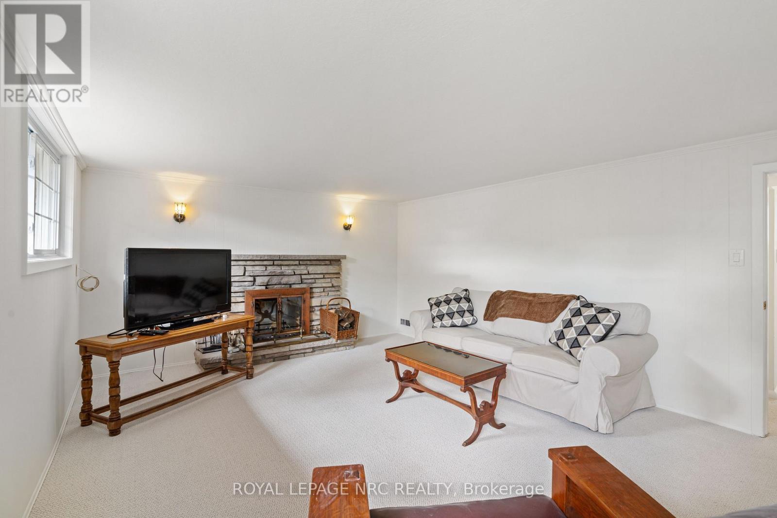 245 RIVERVIEW BOULEVARD - 25