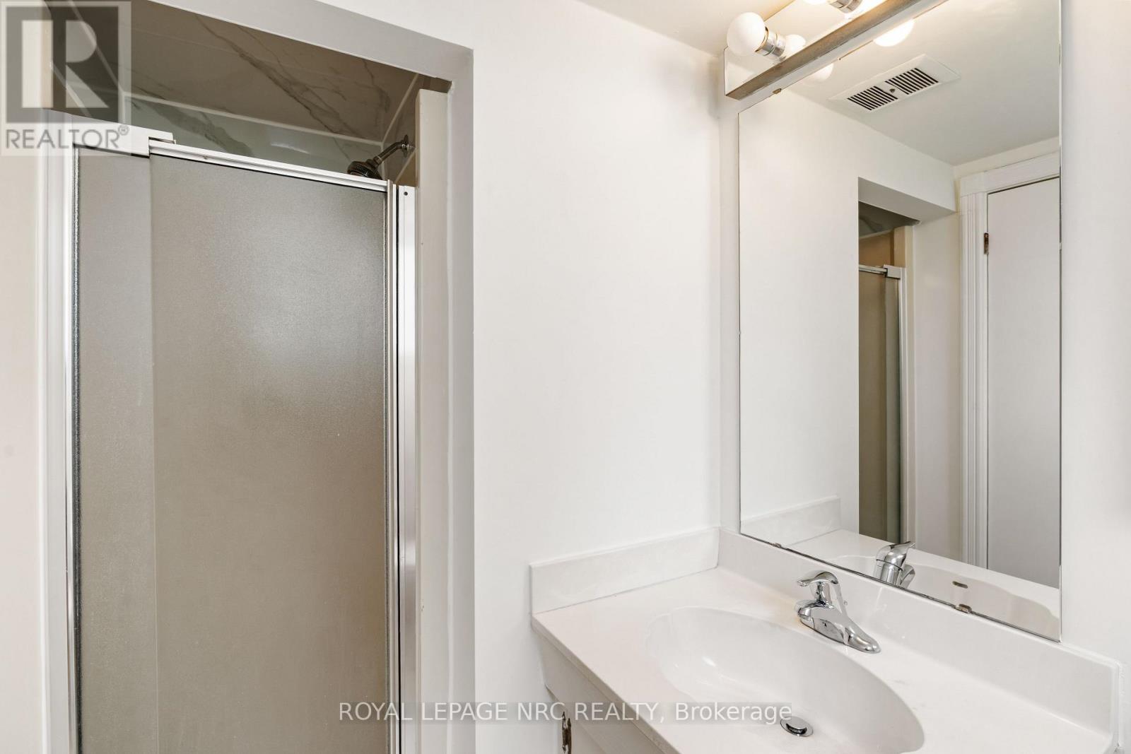245 RIVERVIEW BOULEVARD - Image 30