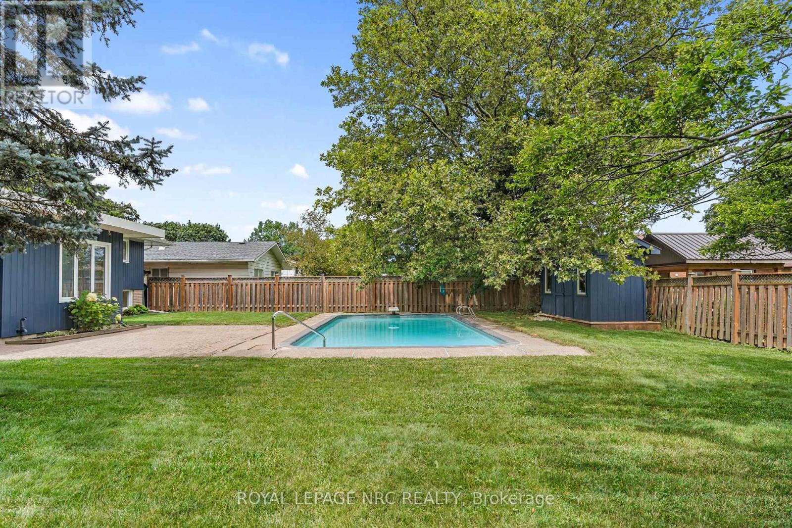 245 RIVERVIEW BOULEVARD - Image 34