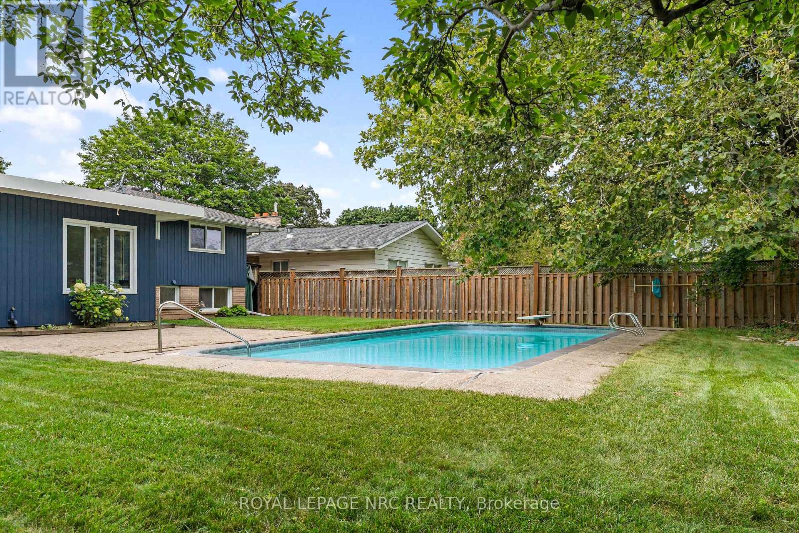 245 RIVERVIEW BOULEVARD - 36