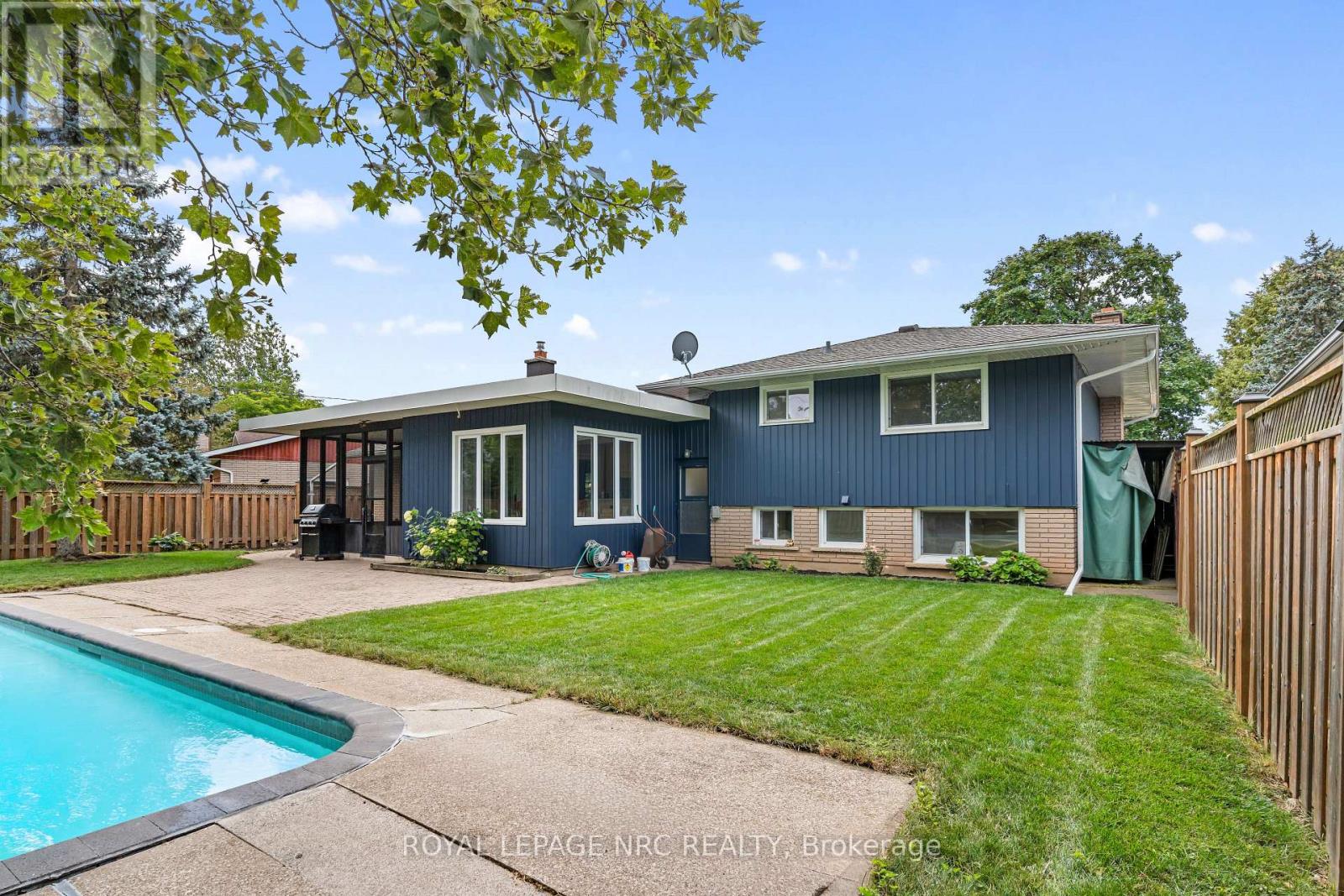 245 RIVERVIEW BOULEVARD - Image 37