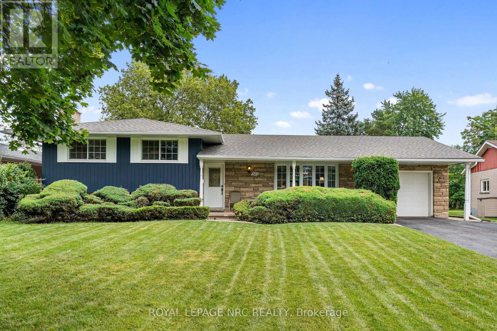 245 RIVERVIEW BOULEVARD - 4