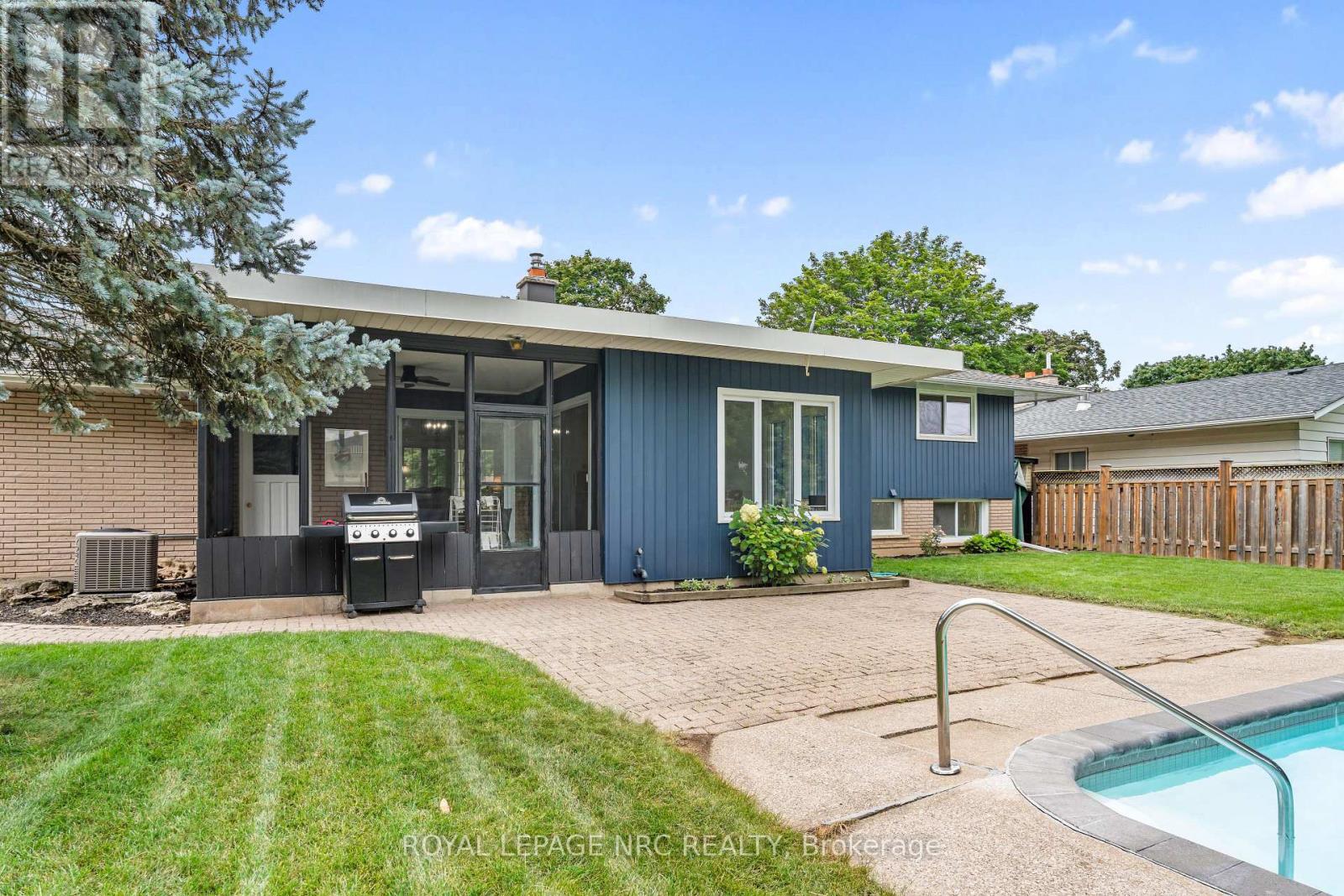245 RIVERVIEW BOULEVARD - 40