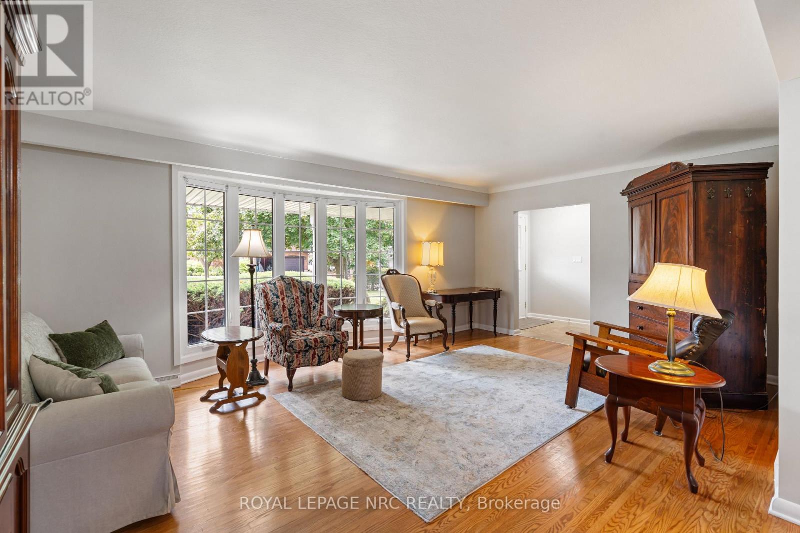245 RIVERVIEW BOULEVARD - Image 7