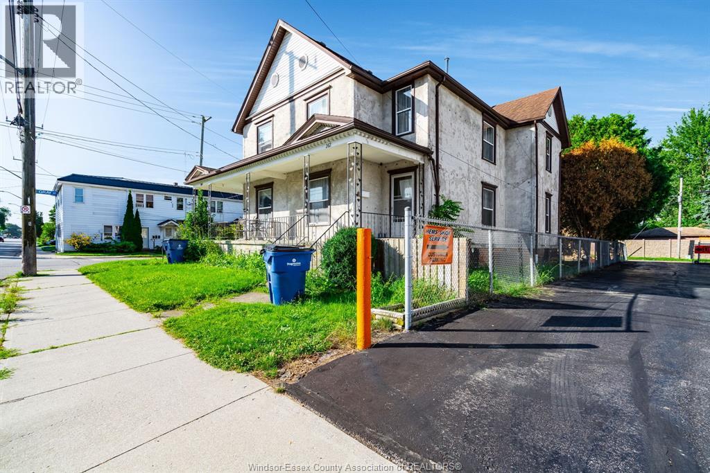 262-264 QUEEN STREET - 2