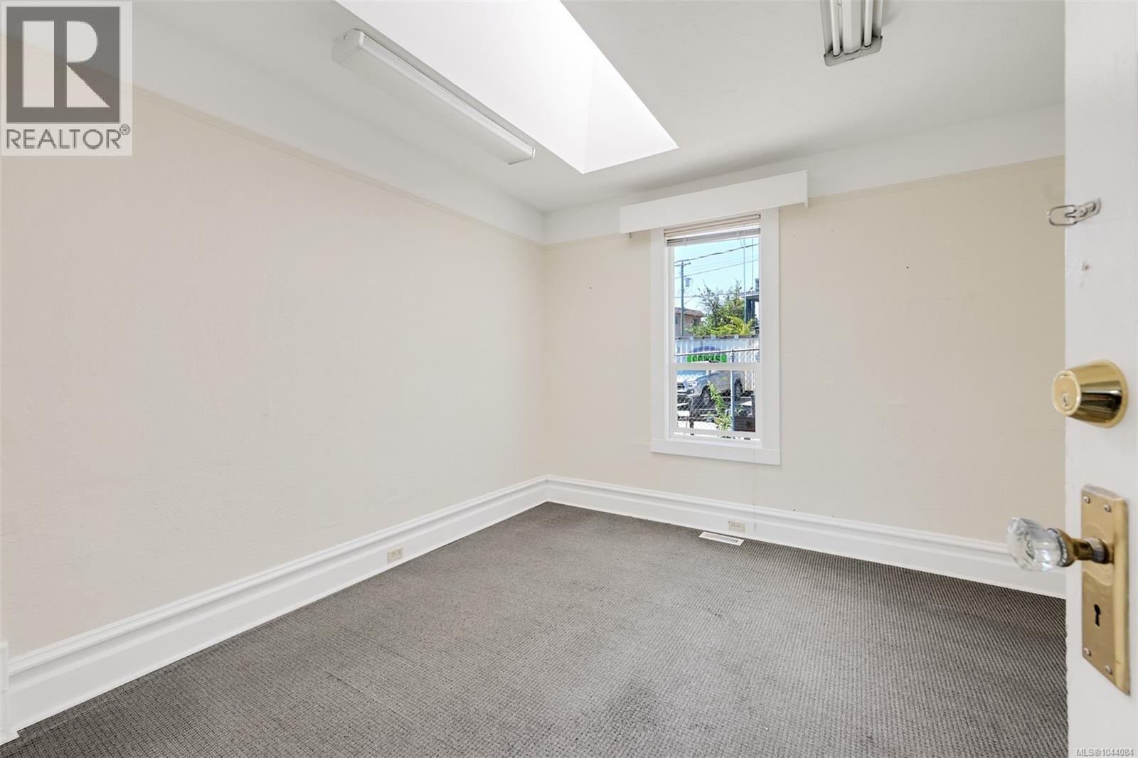  418 Alpha Terrace, Victoria