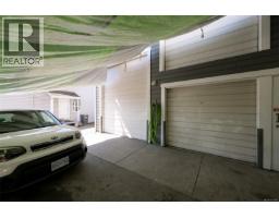 418 Alpha Terr, Victoria, BC V8Z1B6 Photo 22