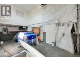 418 Alpha Terr, Victoria, BC V8Z1B6 Photo 23
