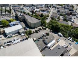 418 Alpha Terr, Victoria, BC V8Z1B6 Photo 31